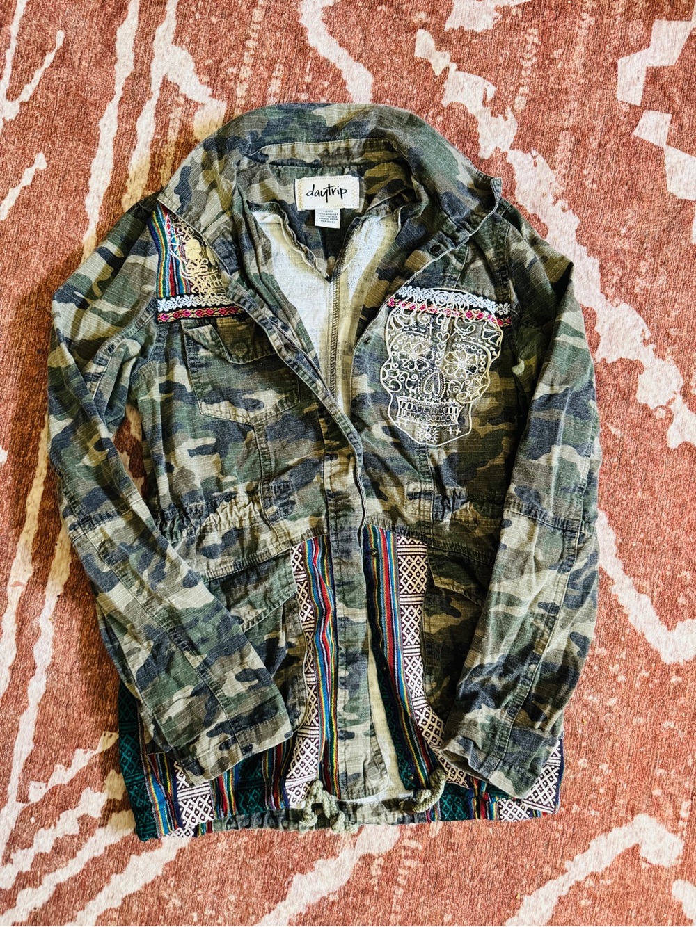 Day trip Camo Jacket
